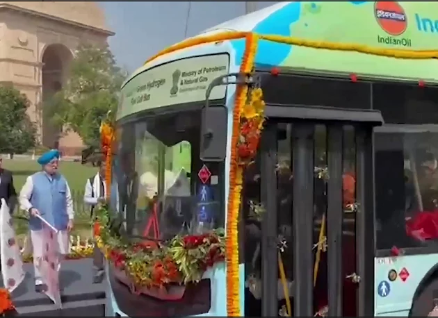 भारतको दिल्लीमा देशकै पहिलो हरित हाइड्रोजन फ्युल सेल बस सञ्चालनमा
