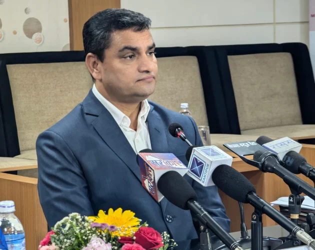 पाठेघरको मुखको क्यान्सरबाट जोगाउन देशैभरका किशोरीहरुलाई निःशुल्क खोप लगाइने