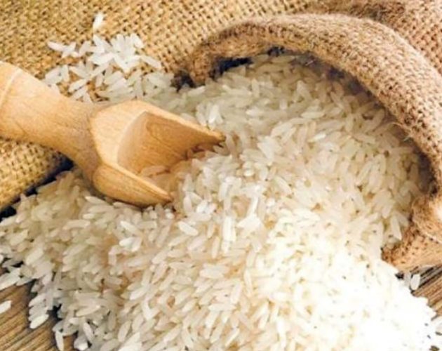 खुला सीमानाका हुँदै धान र चामल तस्करी पूर्ण रूपमा नियन्त्रण