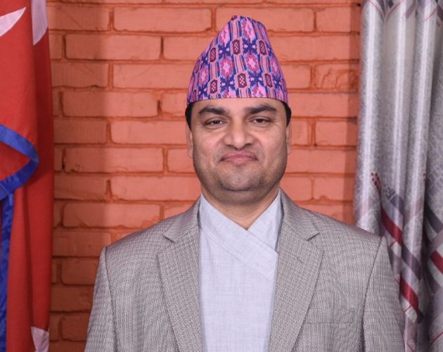 अब आफू बसेकै स्थानबाट स्वास्थ्य बीमा सुविधा लिन सकिने, एक महिनाभित्रै सेवा लिन सकिने