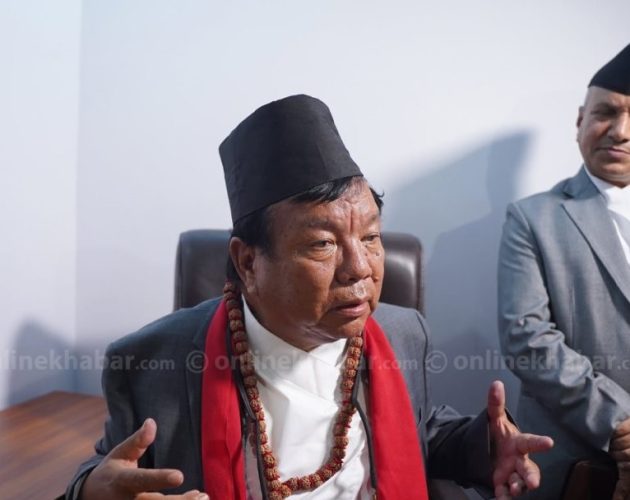शिक्षक, प्राध्यापक र कर्मचारी राजनीतिक दलमा संलग्न भए सरकारले कारबाही गर्ने