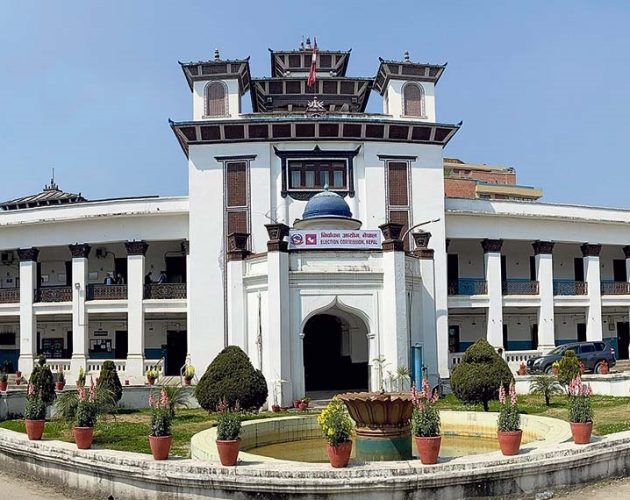 निर्वाचनका लागि ३ दिन सार्वजनिक बिदा दिन सरकारलाई आयोगको सिफारिस