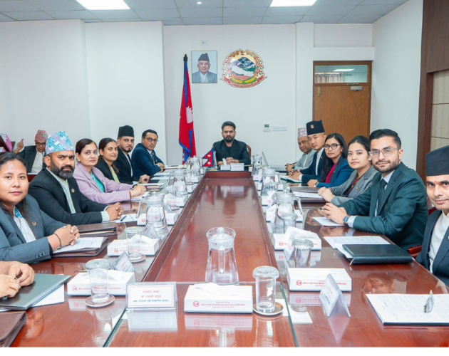 मन्त्रिपरिषद् बैठक जारी