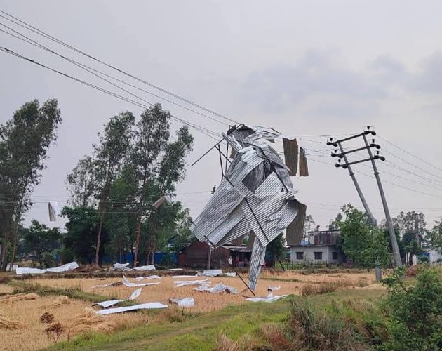 काठमाडौंमा तीव्र हावाहुरीसहित वर्षा, रातिदेखि देशभर फैलिने सम्भावना