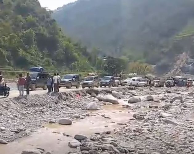 बीपी राजमार्गमा राति सवारी आवागमन बन्द