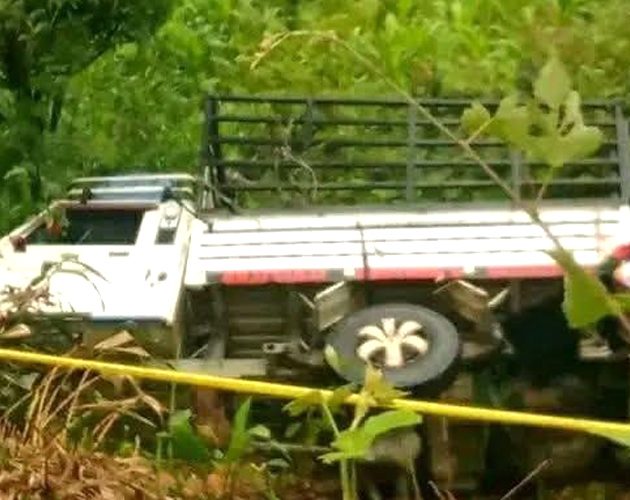 न्यूट्रलमा राखिएको पिकअप आफैं गुड्दा दुर्घटना, झापाका एक व्यक्तिको मृत्यु