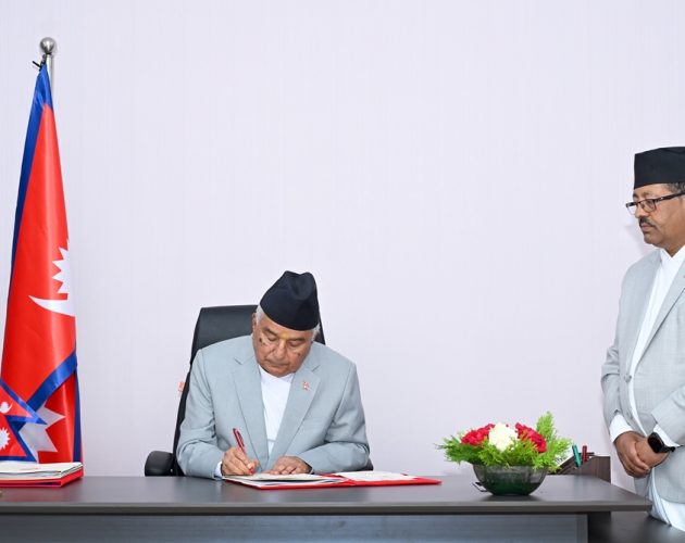 रामचन्द्र पौडेलद्वारा थप तीन अध्यादेश जारी