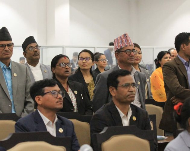 विपक्षीले सदन अवरोध गरेपछि बैठक १५ मिनेटका लागि स्थगित