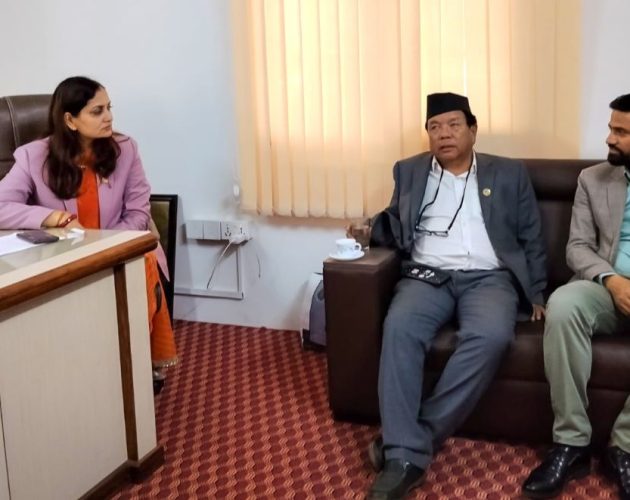 बिग्रिएका स्वास्थ्य उपकरण मर्मत गर्न सरकार र महावीर पुनबीच सहकार्य