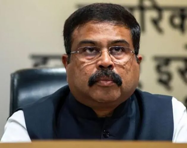 विद्यार्थी आन्दोलनको दबाबमा भारतीय शिक्षामन्त्री धर्मेन्द्र प्रधानले दिए राजीनामा
