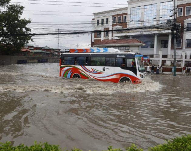 उपत्यकामा लगातार वर्षा, बबरमहलमा तीन घण्टामा ४९ मिमी पानी