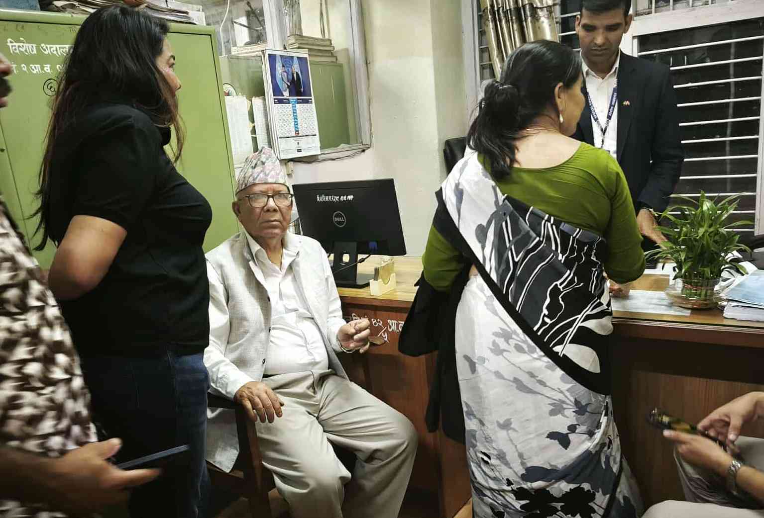 पतञ्जलि जग्गा हिनामिना मुद्दामा माधव नेपालसहितका प्रतिवादीविरुद्ध अख्तियारका साक्षी झिकाउने आदेश 1 Online Bichar विकास, समृद्धी र सुशासनको पहरेदार