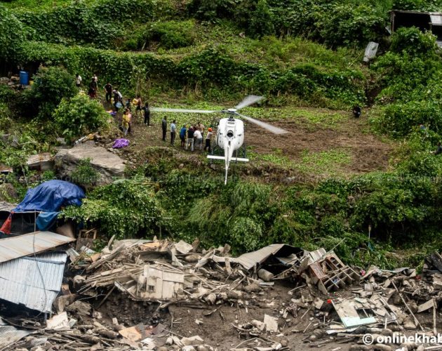 रसुवा बाढीका कारण सम्पर्कविहीन भएका पर्यटकको संख्या ४ सय ३ पुग्यो