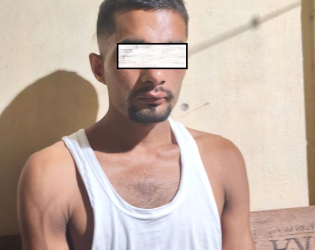 ताप्लेजुङमा सुन र नगद चोरी गरी फरार भएका एक व्यक्ति बिर्तामोड बसपार्कबाट पक्राउ