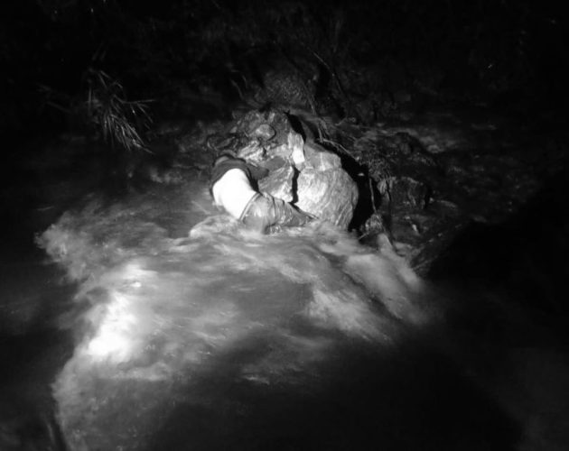 इलाममा विद्यालयबाट फर्कंदै गरेका बालकको खोलाले बगाएर मृत्यु, भएपछि आमाले गरिन् आत्महत्या
