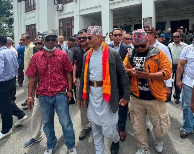 शक्ति बाँडफाँटको विषयमा सहमति नजुट्दा दुर्गा प्रसाईंबिनै धवलशमशेरले दर्ता गरे ‘जय नेपाल पार्टी’