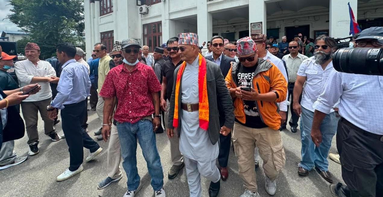 शक्ति बाँडफाँटको विषयमा सहमति नजुट्दा दुर्गा प्रसाईंबिनै धवलशमशेरले दर्ता गरे ‘जय नेपाल पार्टी’ 3 Online Bichar विकास, समृद्धी र सुशासनको पहरेदार