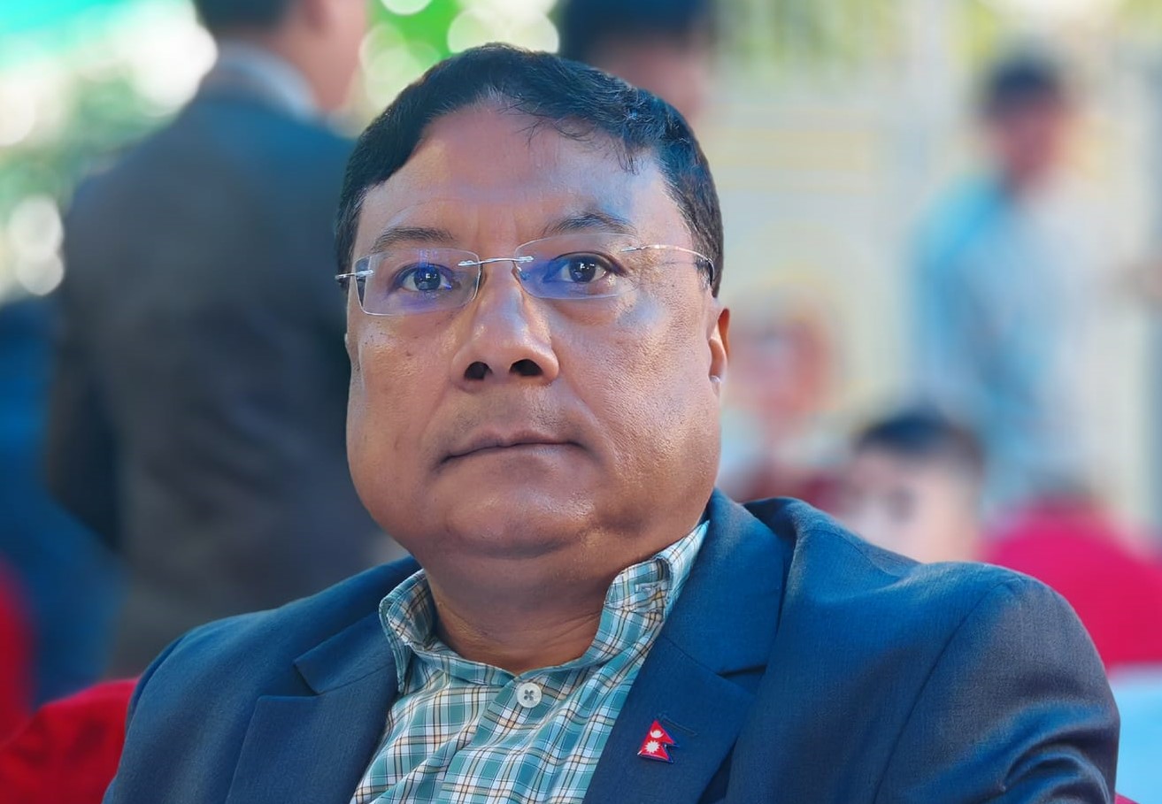 पत्रकार किशोर श्रेष्ठलाई हिरासतबाहिर राखेर अनुसन्धान गर्न सर्वोच्चको आदेश 4 Online Bichar विकास, समृद्धी र सुशासनको पहरेदार