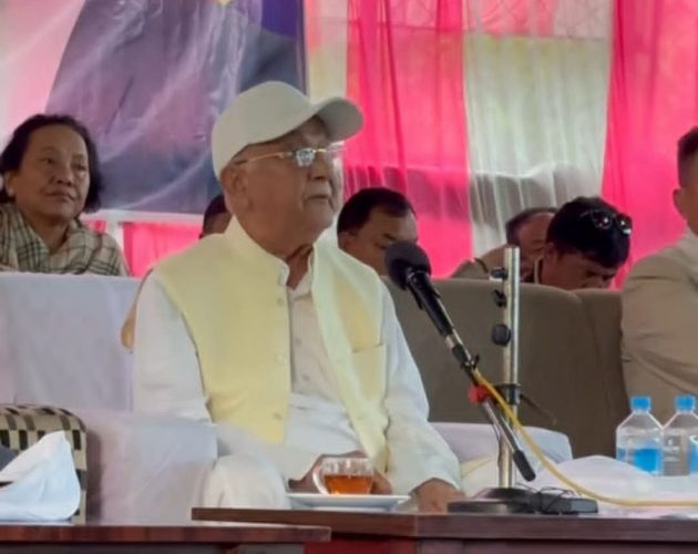 ओली पाँच महिनापछि गृहजिल्ला झापामा, सरकारमाथि खनिए