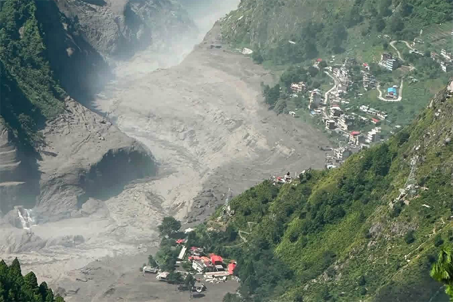 भोटेकोशी बाढीमा ९५ जनाको शव फेला, २८ प्रहरी सम्पर्कविहीन 2 Online Bichar विकास, समृद्धी र सुशासनको पहरेदार