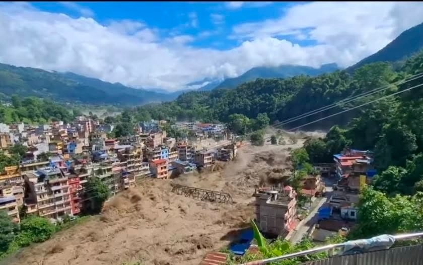 रसुवा बाढीमा झापाका ११ सम्पर्कविहीन, सात तीर्थयात्री सकुशल 1 Online Bichar विकास, समृद्धी र सुशासनको पहरेदार