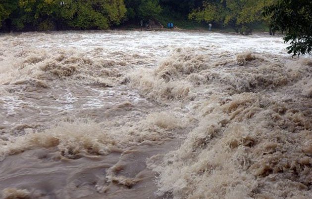 महाकालीमा पानीको बहाव यो वर्षकै उच्च, १ लाख ८१ हजार क्युसेक पुग्यो