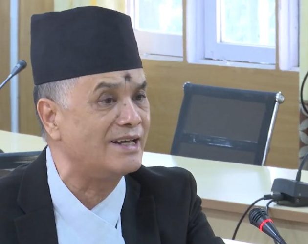 पूर्वप्रधानन्यायाधीश जबरा ११ घण्टापछि प्रहरी नियन्त्रणबाट रिहा