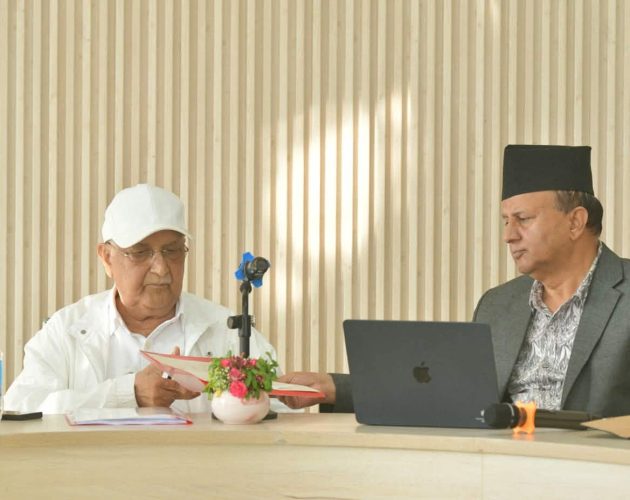 ओलीको आपत्तिपछि एमाले पुनर्गठन कार्यदलको प्रतिवेदनमा तीन बुँदा थपघट