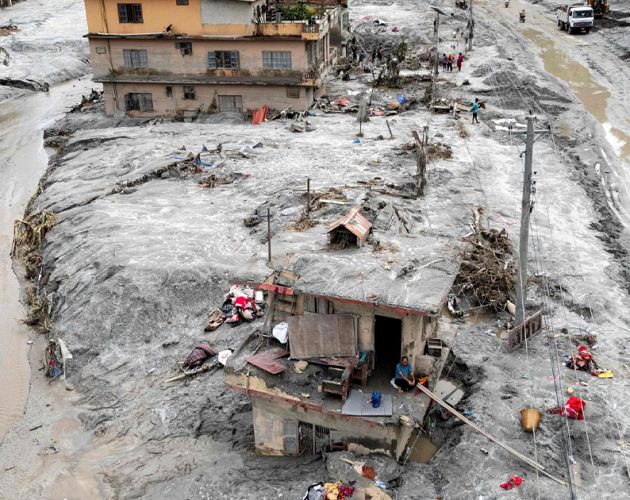 विश्वका २९ भन्दा बढी देशले नेपालका बाढीपीडितलाई पठाए सहयोग